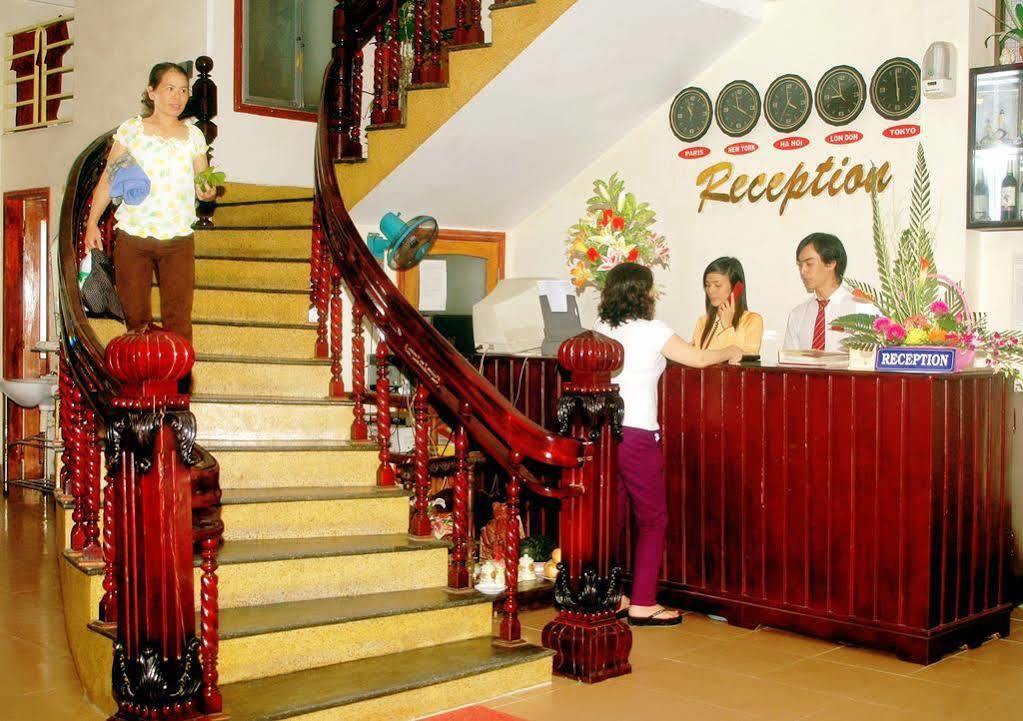 Nhu Phu Hotel Хюэ Экстерьер фото